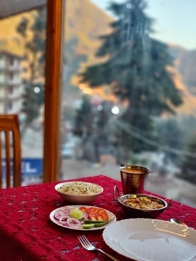 Hotel Om Palace McLeod Gandzs Kültér fotó